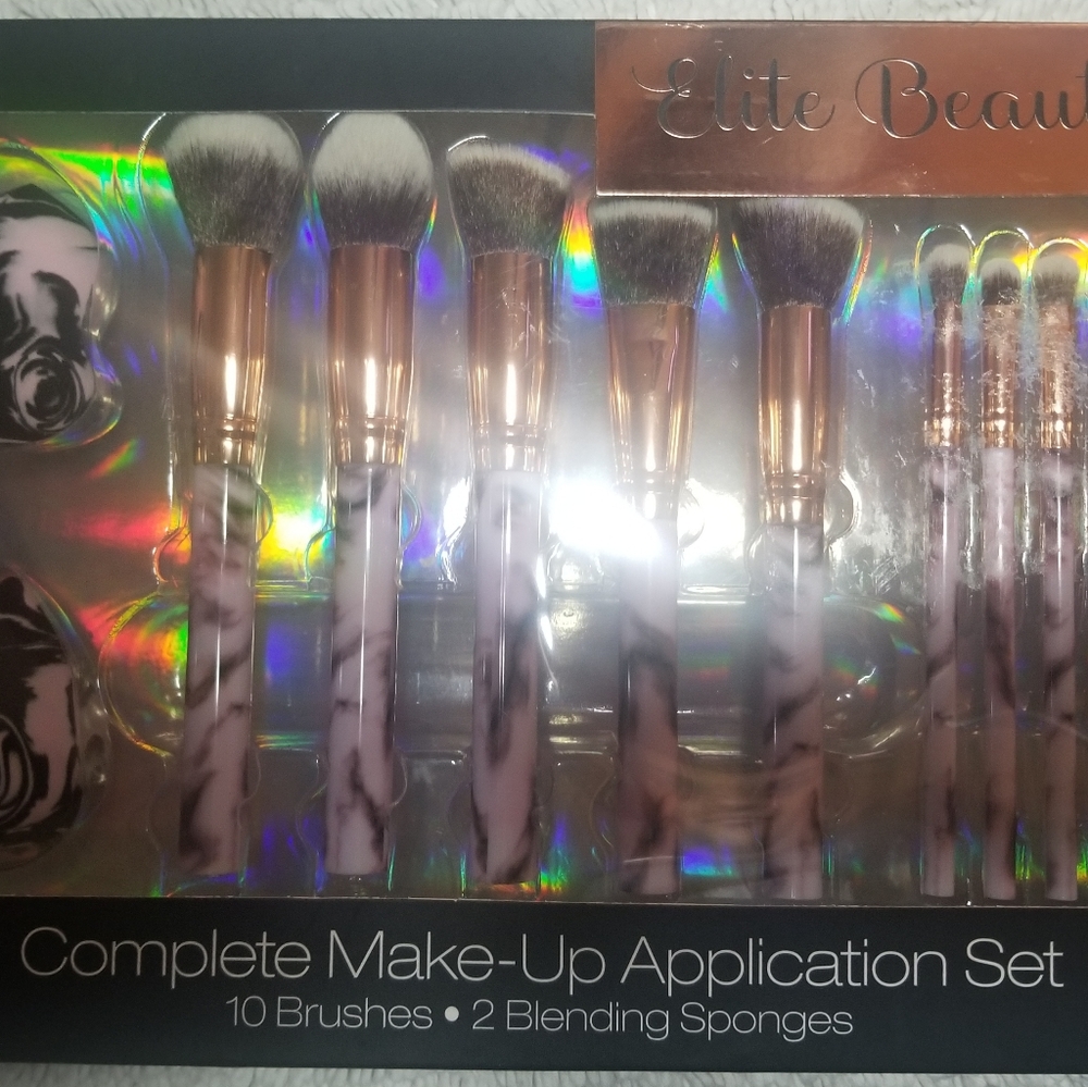 Elite Beauty Complete Make-Up App Set